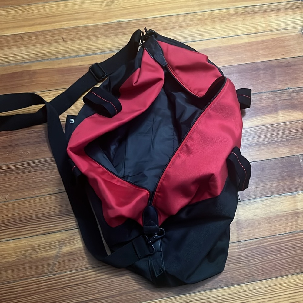 Red and Black Polo Gym Bag - Picture 2 of 2